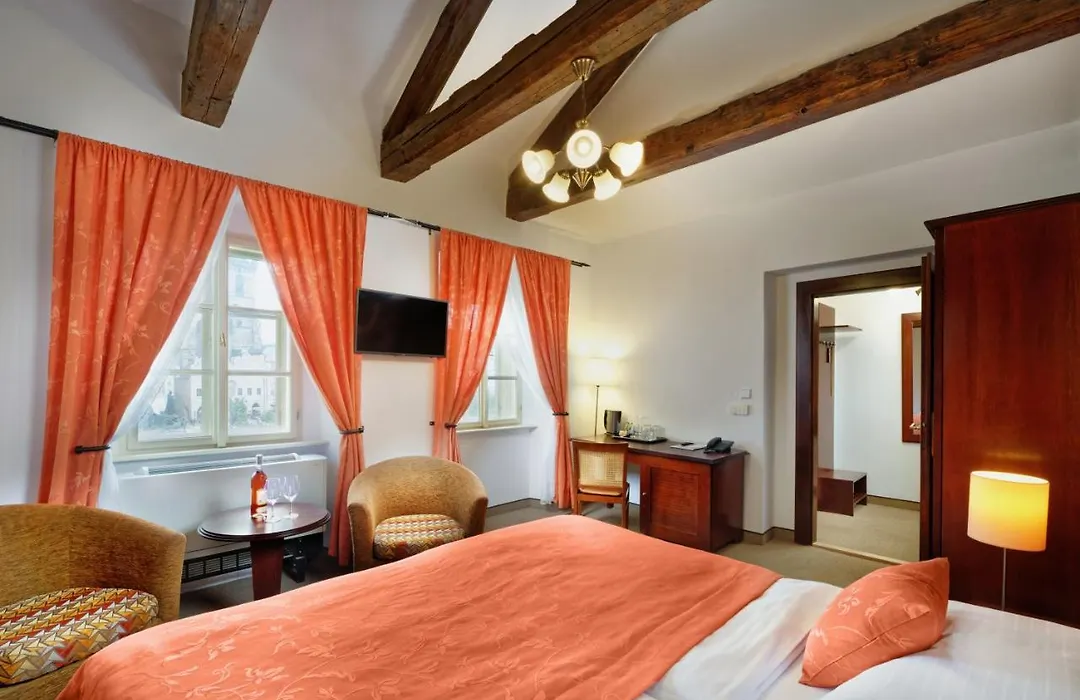 Hotel Lippert-1